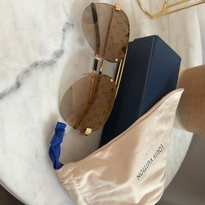 Louis Vuitton Clockwise Sunglasses